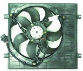 Фольксваген Бора мотор+вентилятор  радиатор охлаждения с корпусом 1.4 без кондиционера