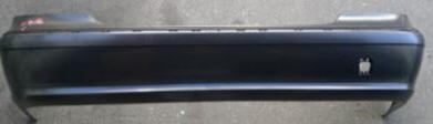 Мерседес W211 бампер задний с молдингом , без отверстия под датчик