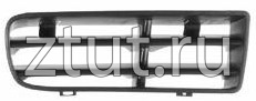 Фольксваген Гольф 4 решетка бампера передняя правая